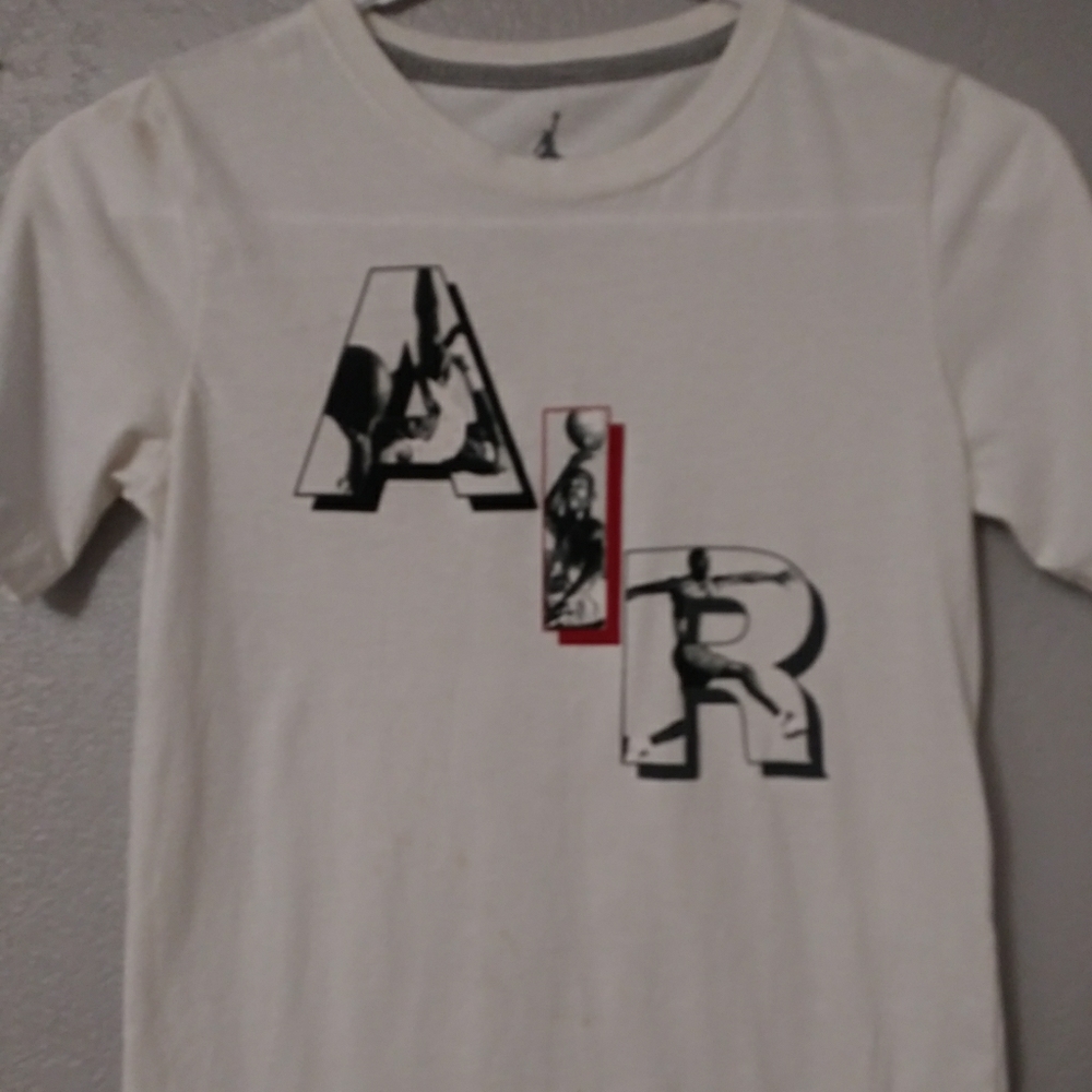 NWOT KIDS JORDAN SHIRT